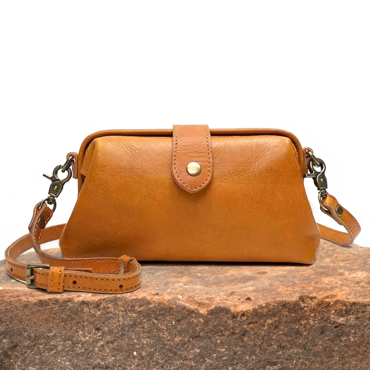 Velissa's timeless charm | Unique women's bag