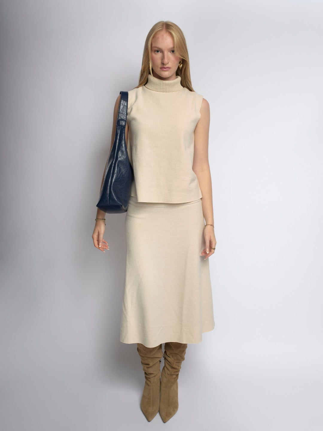 Scarlett Distressed Leather Tote - Zipper Version