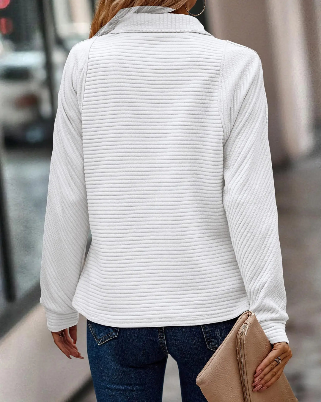 EVA™ | ELEGANT AND COMFORTABLE V-NECK SWEATER