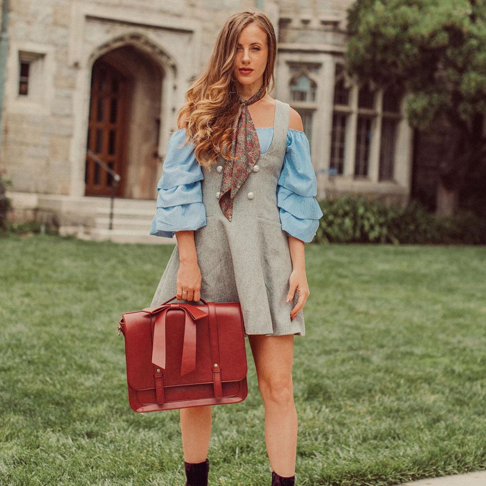 Vintage satchel with bow and kissing mouth