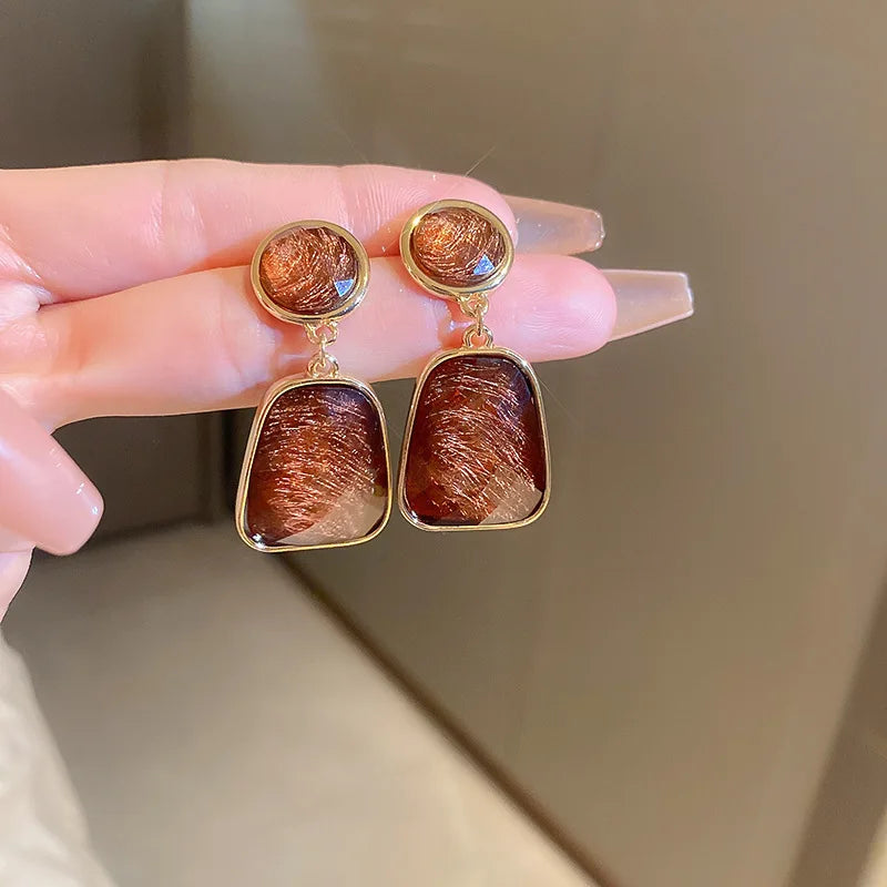 Britt - Vintage Brown Earrings