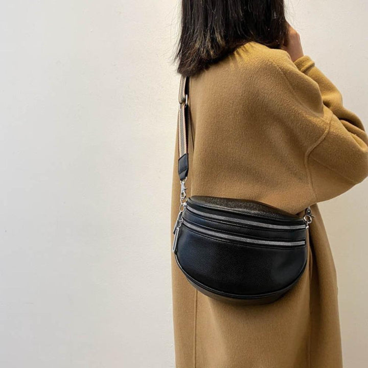 Frezia’s Elegance | Versatile Shoulder Bag